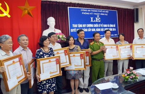 Tôn vinh các thế hệ CBCS làm công tác Kỹ thuật hình sự