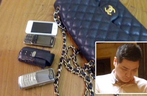 Trói bạn trong khách sạn, lột sạch tài sản