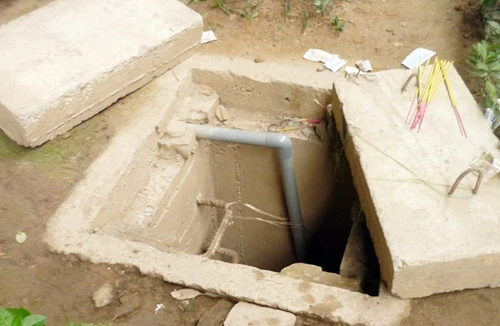 Người đàn ông 87 tuổi chết dưới cống thoát nước