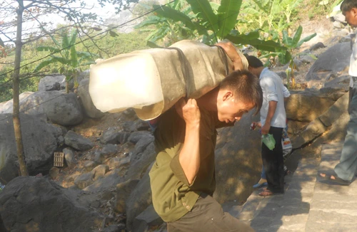 Những mảnh đời lương thiện dưới chân núi Bà Đen