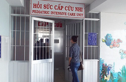 3 trẻ tử vong - chương trình phẫu thuật nhân đạo bị đình chỉ 