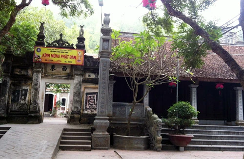 Nỗi khiếp sợ mang tên trùng tang và chuyện về ngôi chùa "nhốt vong" lớn nhất Việt Nam