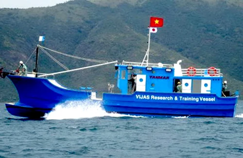 Không biến Việt Nam thành bãi rác tàu cũ