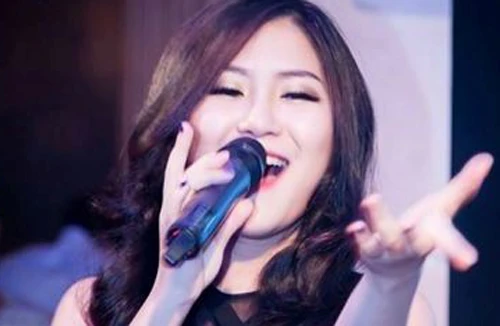 Hương Tràm sẽ bị cấm diễn?