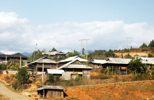 “Bản Pơ Mu” ở Sơn La - các đại gia cũng phải thèm