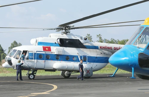 Huy động máy bay hiện đại hàng đầu