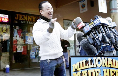 Việt kiều Mỹ trúng xổ số độc đắc