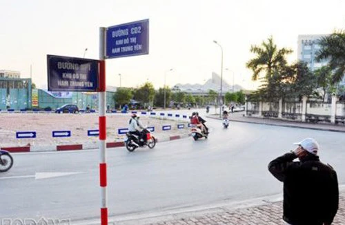 Năm mới nói chuyện đặt tên đường