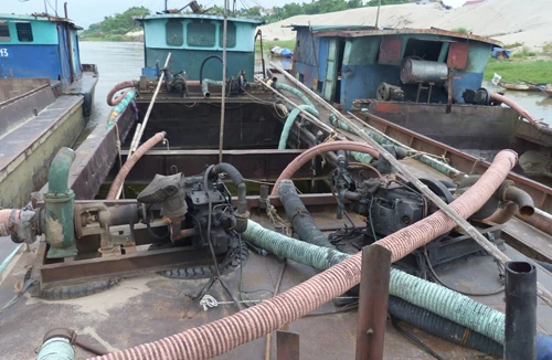 “Cát tặc” là ai