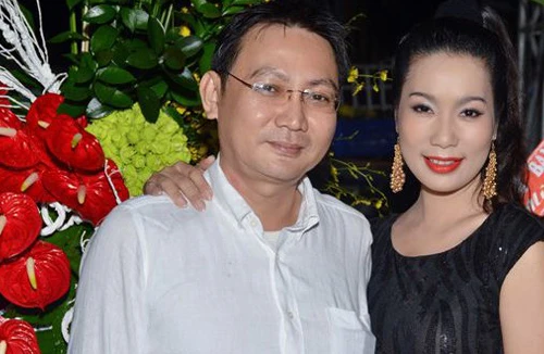 Á hậu Trịnh Kim Chi làm chủ quán cà phê - kịch