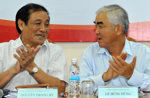 Bất ổn về thủ tục, VFF hoãn Đại hội