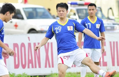 Văn Quyến có đảm bảo thể lực cho trận chia tay?