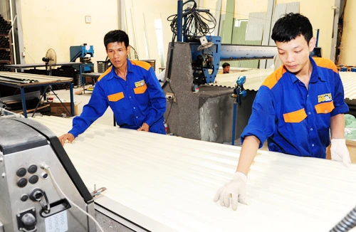 Thận trọng, linh hoạt trong tăng trưởng