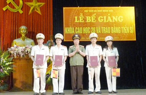 “Cần chủ động vận dụng khoa học vào thực tiễn chiến đấu”