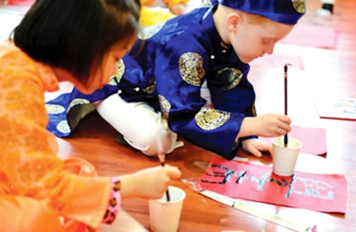 Khai bút đầu xuân