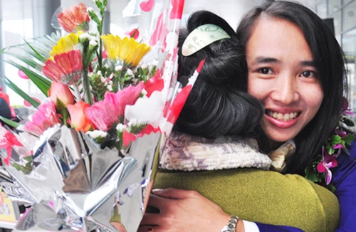 Đôi chân có cấu tạo đặc biệt của cô gái chiến thắng bệnh tim, đoạt HCV điền kinh SEA Games 27