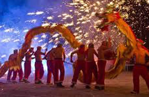 Trung Quốc: Ô nhiễm nặng sau Tết Nguyên tiêu