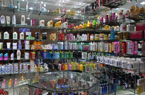 Hàng “xách tay” bày đầy trên phố: Nhập nhèm chất lượng