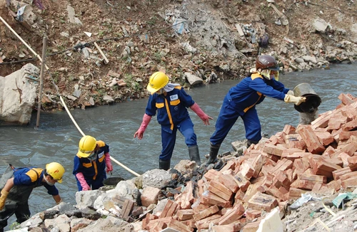 “Điểm đen” úng ngập: Nội thành giảm, ngoại thành tăng