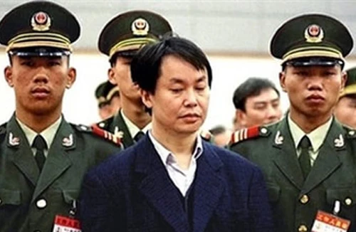 Bí mật 18 năm của người giàu nhất châu Á