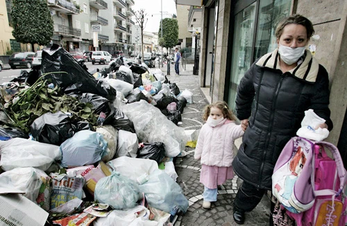 Chống “mafia môi trường”