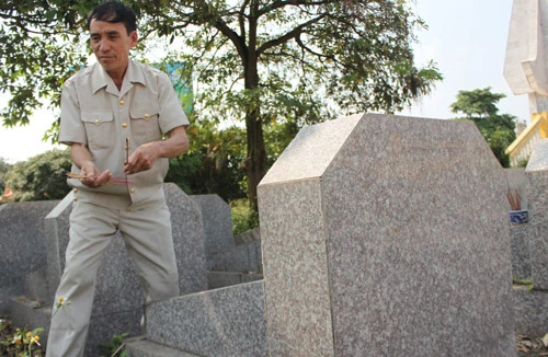 Nửa đời tìm mộ đồng đội