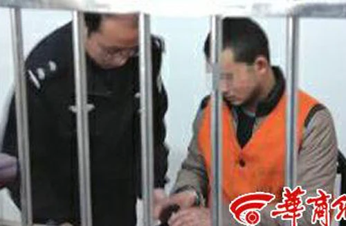 Nghèo túng sinh quẫn trí