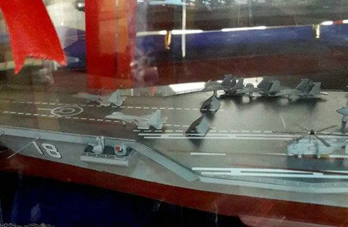 Trung Quốc nhái tàu sân bay của Mỹ?