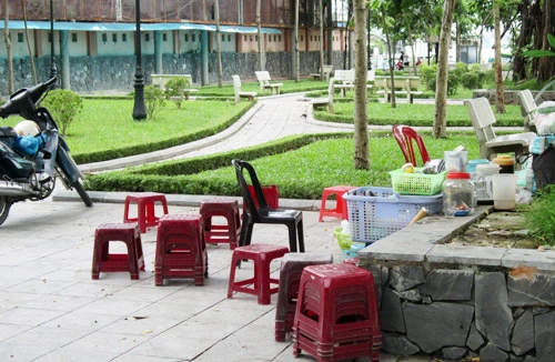 Vườn hoa Lý Tự Trọng thành đường giao thông