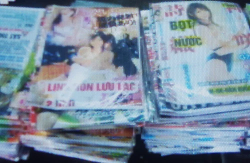 Khởi tố chủ cửa hàng kinh doanh băng đĩa ngoài luồng