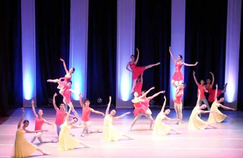 Tái hiện trích đoạn kinh điển