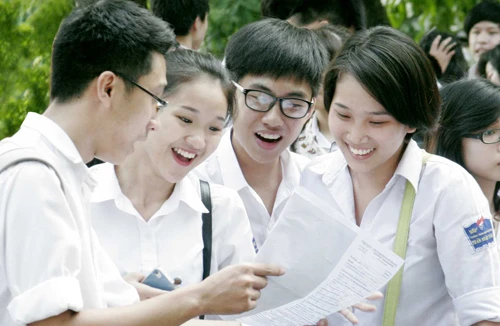 Bộ trưởng Bộ GD-ĐT khẳng định: Đề thi tốt nghiệp sẽ không gây “sốc”