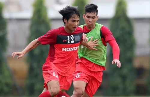 Nhìn từ danh sách tập trung của ĐT Việt Nam: Vui là chính!