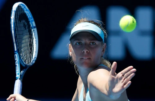 Masha chật vật vào vòng 3