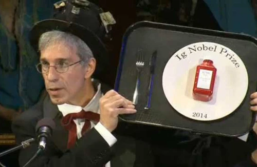 Ngã ngửa với những giải Ig Nobel năm 2014