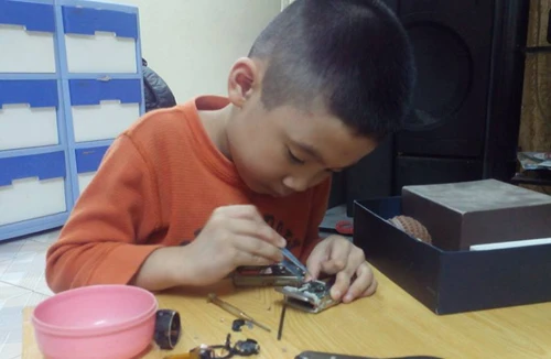 Nghề “sửa lại ký ức”