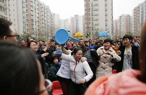 Cả trường mầm non cùng uống thuốc lạ: Kiểu xâm hại tinh vi