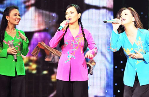 “Mẹ - Quê hương và Tình yêu” 