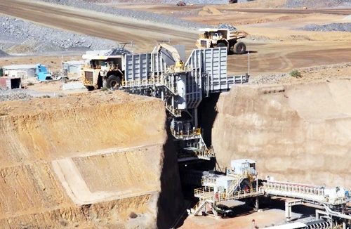 Nghị sĩ Australia chống Trung Quốc “xâm chiếm”