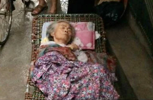 Phẫn nộ vì hành vi của những người thân