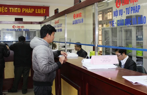 Xã, phường vẫn chứng thực giấy tờ