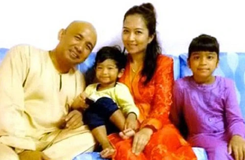 Cơ trưởng MH370 bất ổn tâm lý vì vợ đòi ly dị