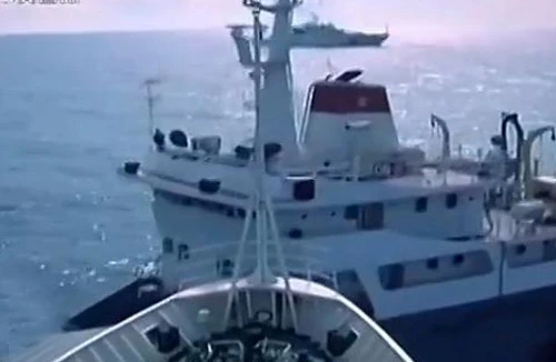  Trung Quốc tự “vạch áo cho người xem lưng”