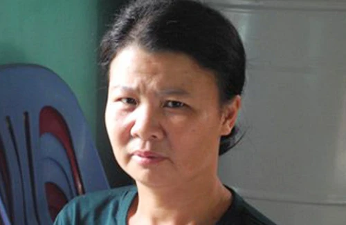 Người phụ nữ không chồng 30 năm “làm bạn” với… xác chết