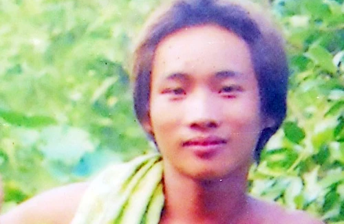 Kẻ trộm đa tình nhận bố mẹ nuôi để lừa tiền, giết người chỉ để thỏa cơn “nghiện” cướp xe máy