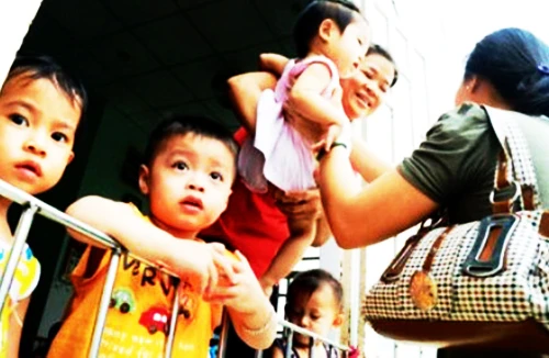 Khó giải thể 5.590 nhóm trẻ tư không phép 