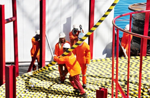 Bừng sáng tương lai trên đảo Lý Sơn