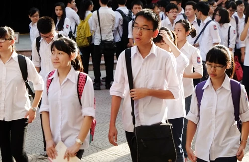 Tuyển sinh ĐH-CĐ 2015: Lo sốt vó với thí sinh “ảo”