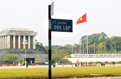 Mở rộng phố đi bộ quanh Lăng Bác từ 19-5