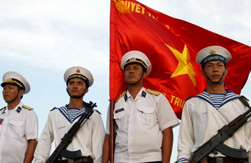 Quyết không để ngoại bang xâm phạm